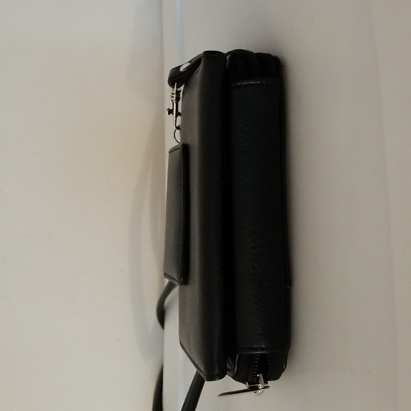 Buxton Bags Buxton Crossbody Convertible Wallet Poshmark